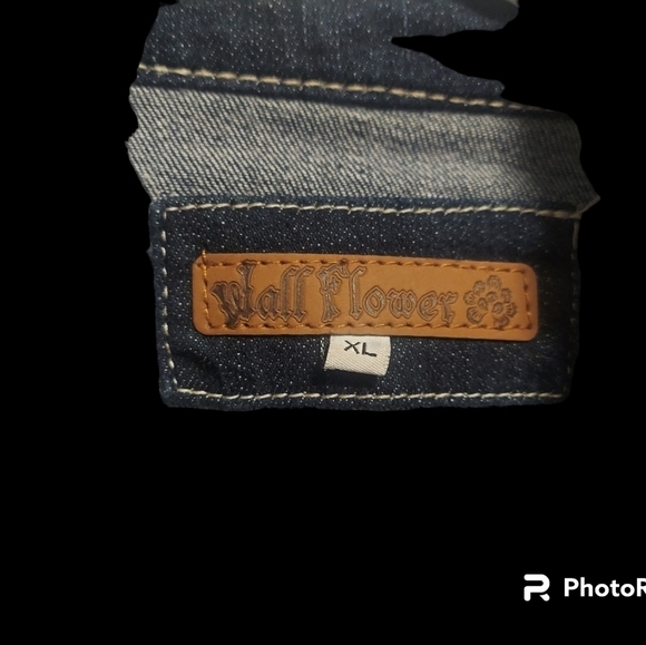 Womens Jean Vest - Picture 5 of 5